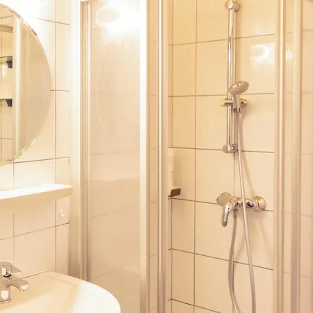 Pensjonat Gaestehaus Johanna Self-check-in Kitzbühel